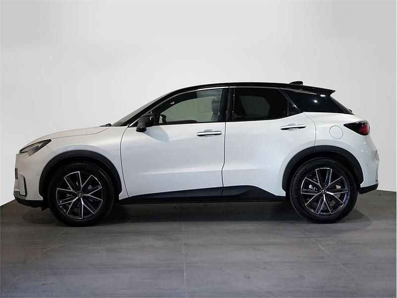 Usado Lexus LBX 136 CV (100 kW) 2025 Otro SUV