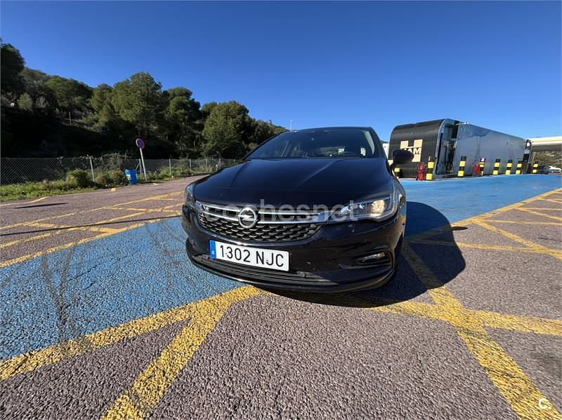 Usado Opel Astra Excellence 125 CV (91 kW) 2017 Azul Berlina