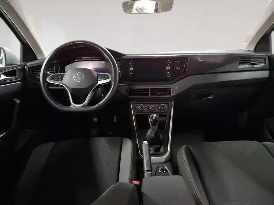 Begagnad VW Polo Life 95 HK (69 kW) 2024 Grå Sedan