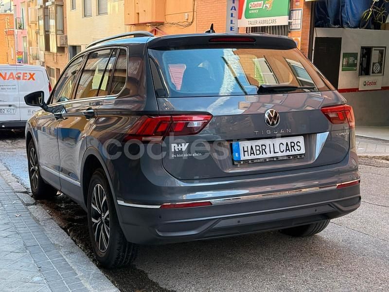 Usado VW Tiguan Life 245 CV (180 kW) 2022 Negro SUV