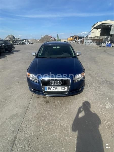 Usado Audi A4 163 CV (119 kW) 2005 Azul Familiar