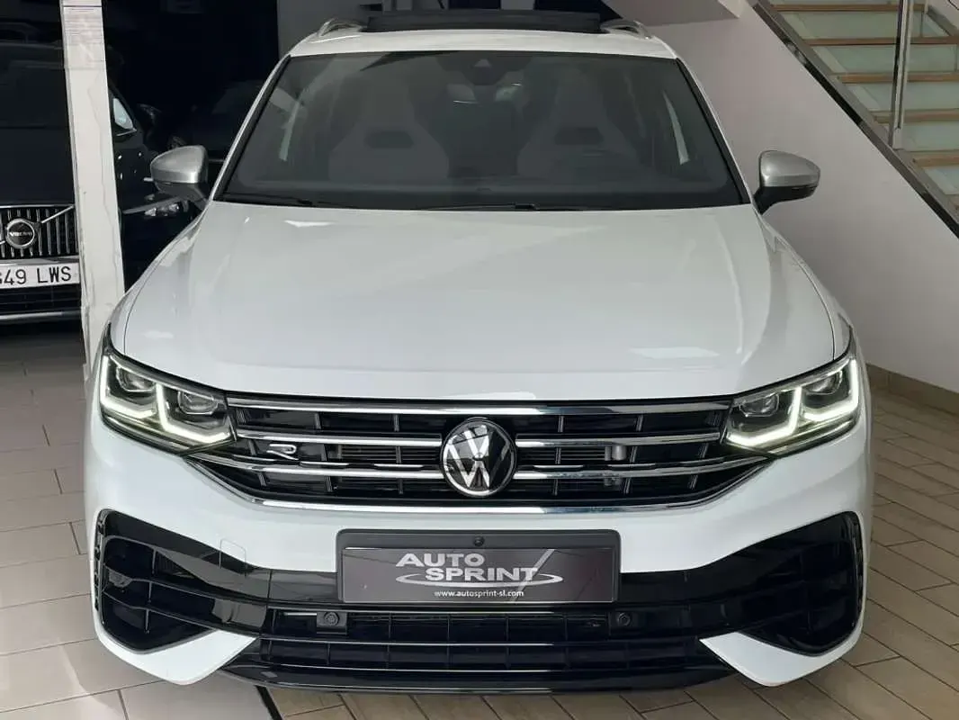 Usado VW Tiguan R 320 CV (235 kW) 2023 Blanco SUV