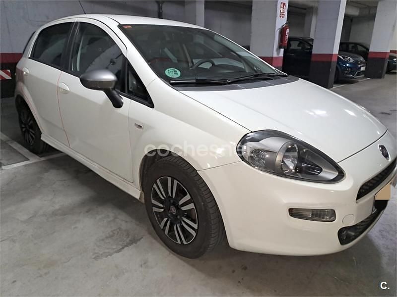 Blanco Usado 2014 Fiat Punto Easy Berlina | 4000 € (Precio justo) - Imagen 1/4
