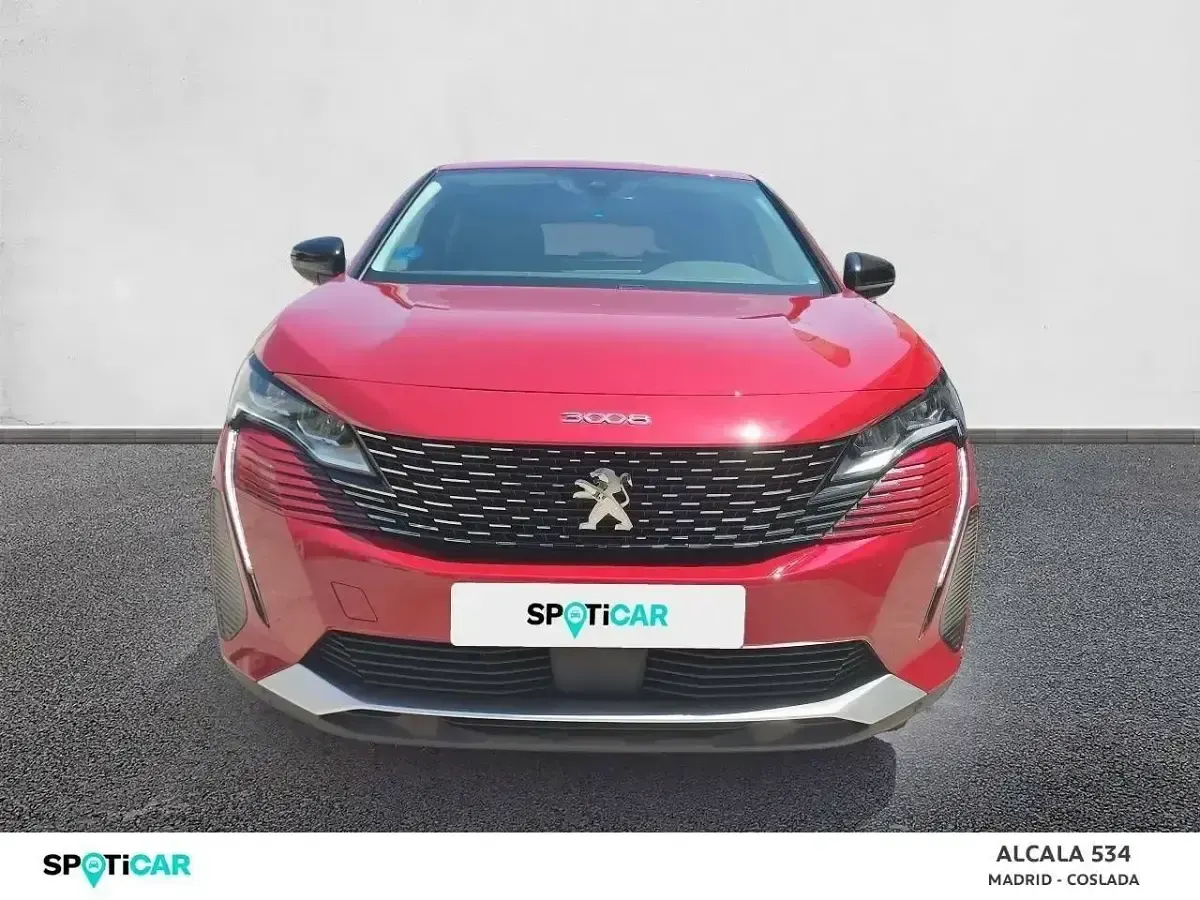 Usado Peugeot 3008 Allure 225 CV (165 kW) 2022 Rojo SUV