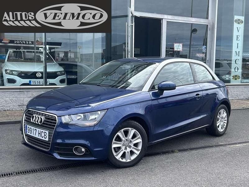 Azul Usado 2011 Audi A1 Attraction Utilitario | 6990 € (Precio justo) - Imagen 1/4