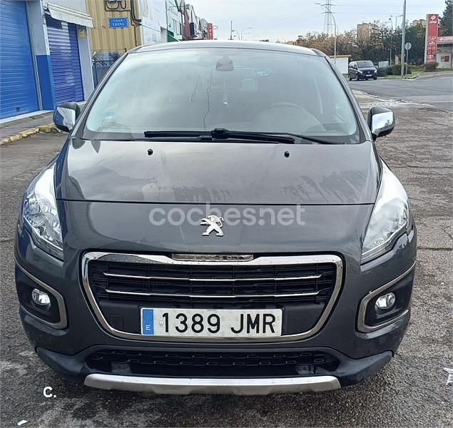 Usado Peugeot 3008 Style 120 CV (88 kW) 2016 Gris / plata Berlina