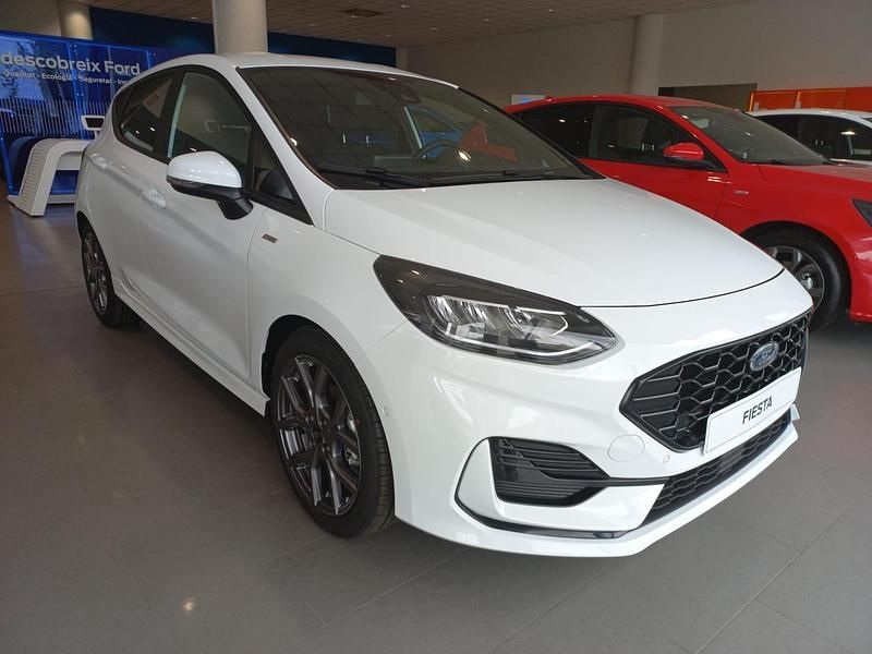 Blanco Usado 2023 Ford Fiesta ST-Line Utilitario | 19.500 € (Un poco caro) - Imagen 1/4