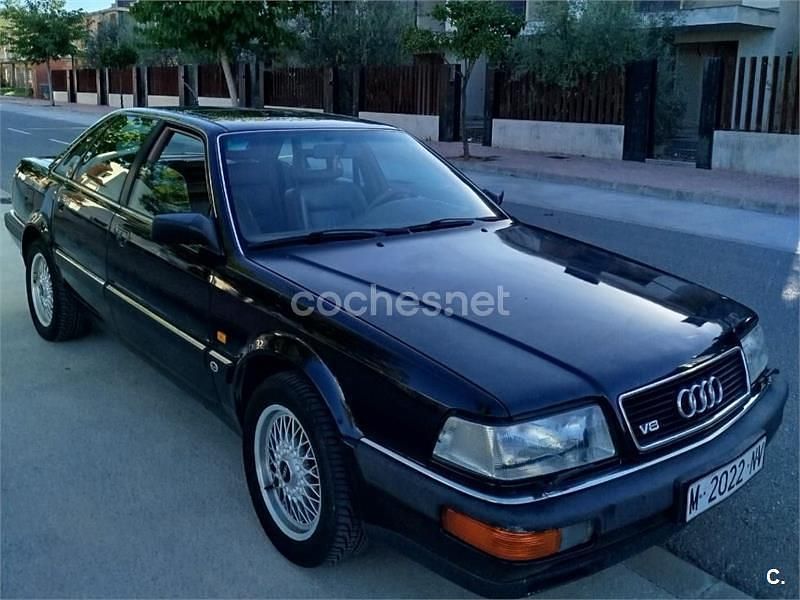 Usado Audi V8 250 CV (183 kW) 1992 Negro Berlina
