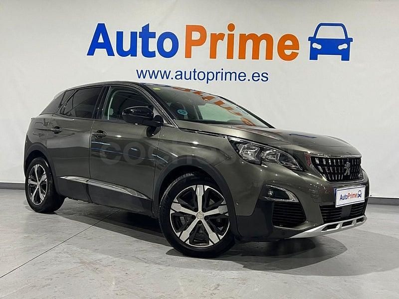 Usado Peugeot 3008 Allure 120 CV (88 kW) 2016 Verde SUV