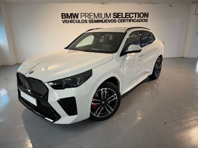 Blanco Usado 2024 BMW iX2 SUV | 50.900 € (Caro) - Imagen 1/4