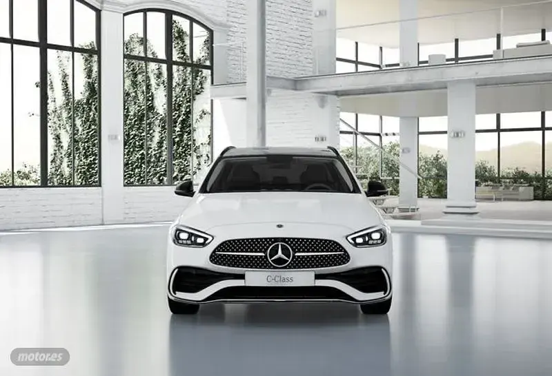 Usado Mercedes C220 200 CV (147 kW) 2022 Blanco Familiar