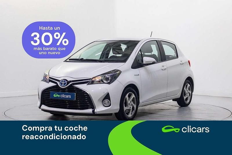 Usado Toyota Yaris Hybrid Active 75 CV (55 kW) 2017 Blanco Berlina