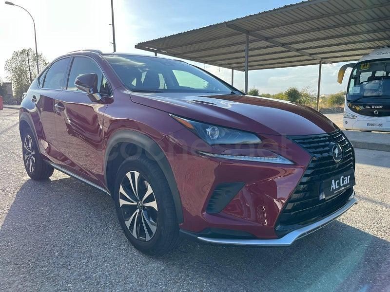 Usado Lexus NX300h 197 CV (144 kW) 2021 Granate SUV