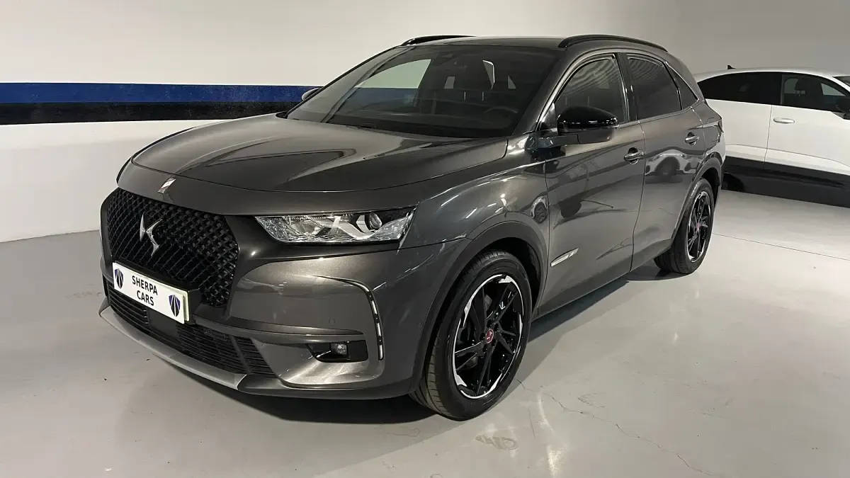 Usado DS Automobiles DS7 Crossback Performance 225 CV (165 kW) 2022 Gris SUV