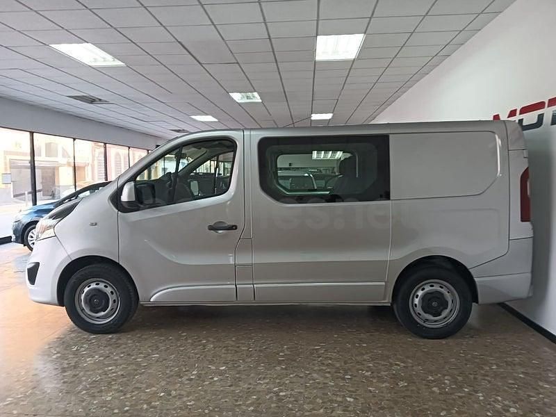 Usado Opel Vivaro 145 CV (106 kW) 2018 Gris / plata Monovolumen