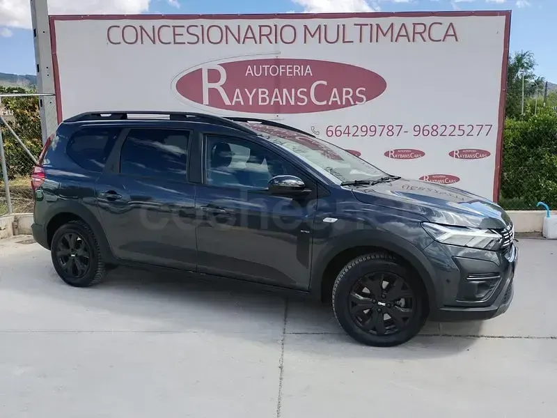 Usado Dacia Jogger Extreme 110 CV (80 kW) 2023 Negro Monovolumen