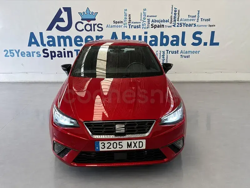 Usado Seat Ibiza FR 115 CV (84 kW) 2024 Rojo Utilitario