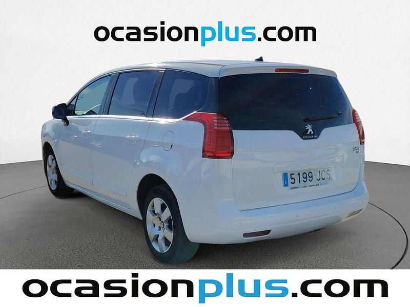 Usado Peugeot 5008 Active 115 HP (84 kW) 2015 Branco Monovolume