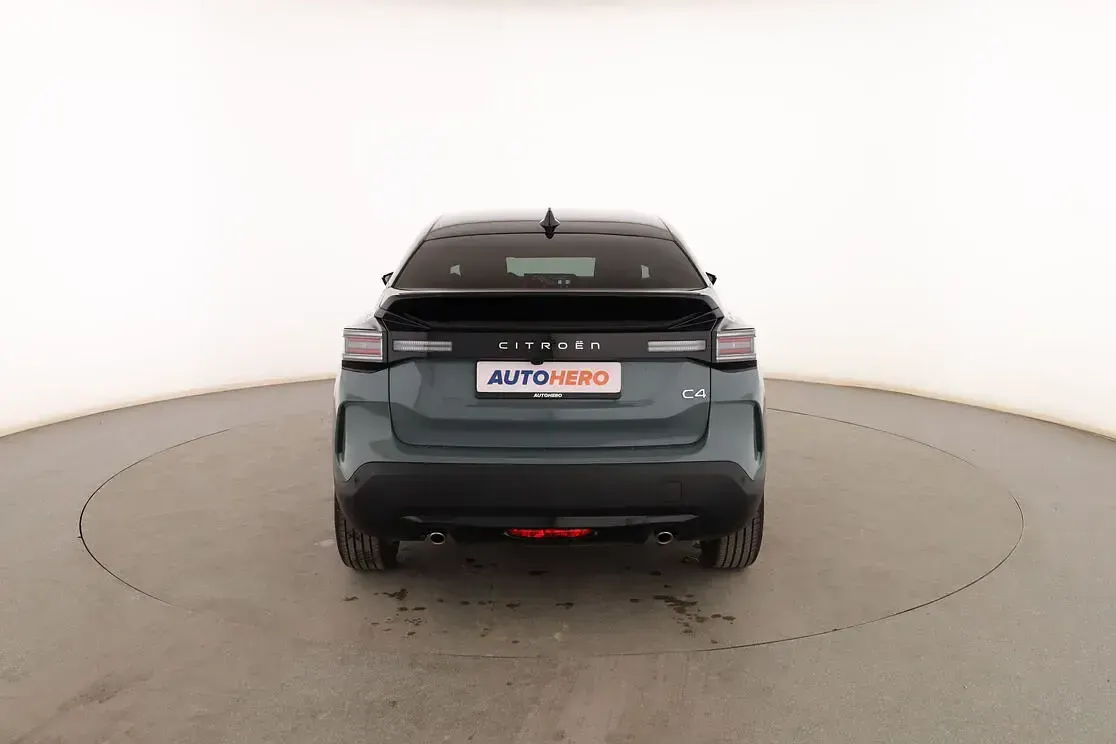 Usado Citroën C4 145 CV (106 kW) 2025 Verde SUV