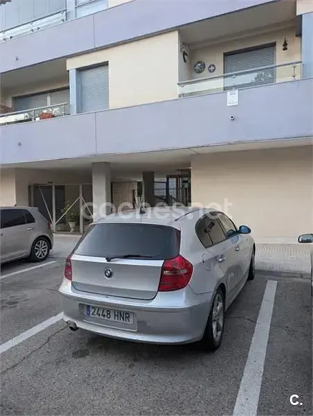 Usado BMW 118 122 CV (89 kW) 2008 Gris / plata Utilitario