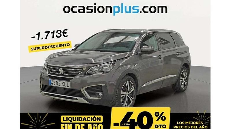 Usado Peugeot 5008 Allure 120 CV (88 kW) 2018 Gris Monovolumen