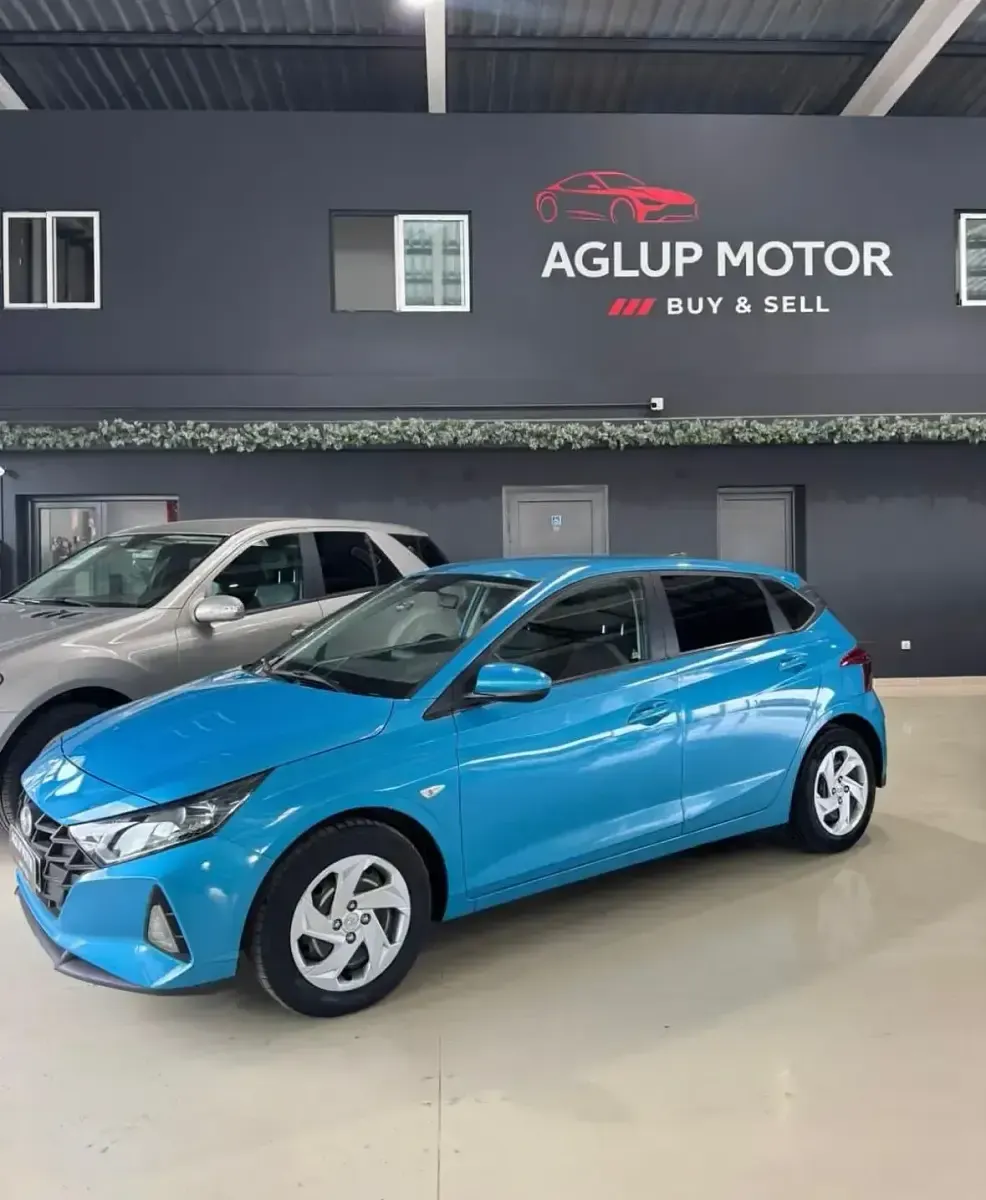 Usado Hyundai i20 84 CV (61 kW) 2022 Azul Utilitario