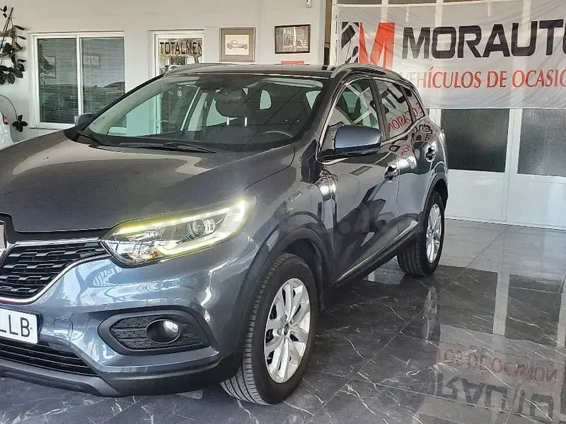 Usado Renault Kadjar Intens 115 CV (84 kW) 2020 Gris / plata SUV