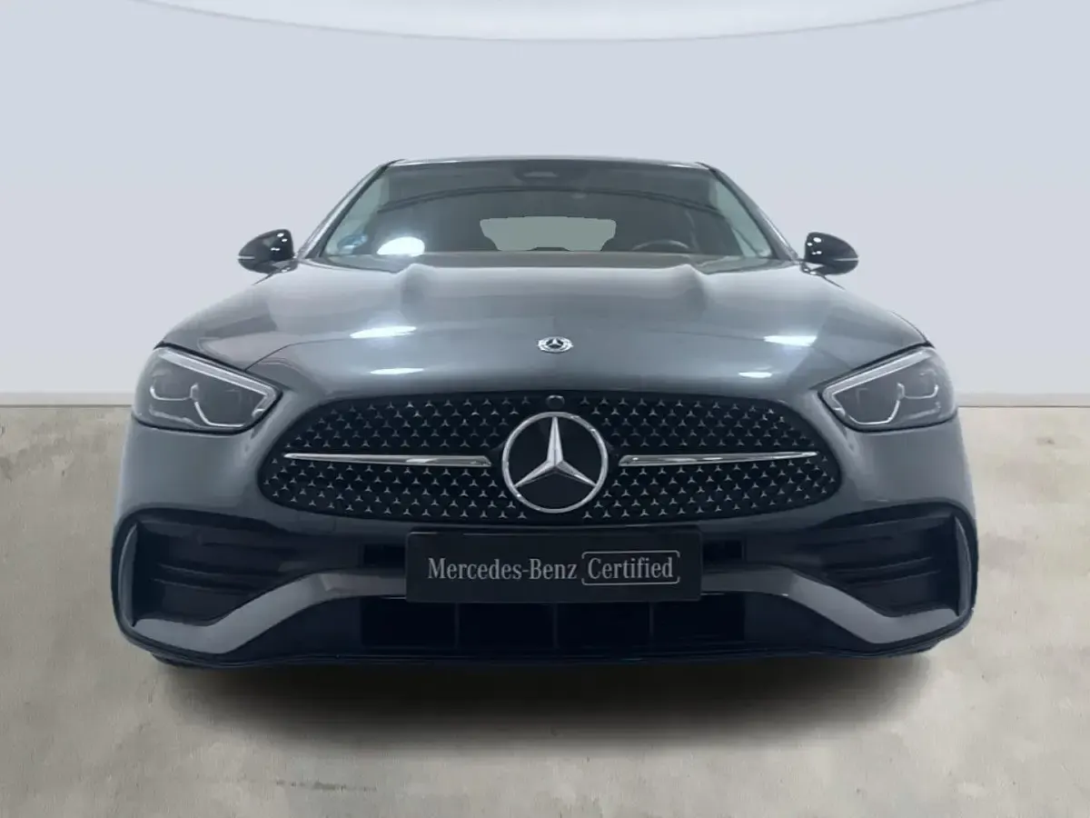 Usado Mercedes C300e 313 CV (230 kW) 2024 Gris Berlina
