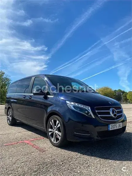 Usado Mercedes V250 Avantgarde 190 CV (139 kW) 2016 Azul Monovolumen