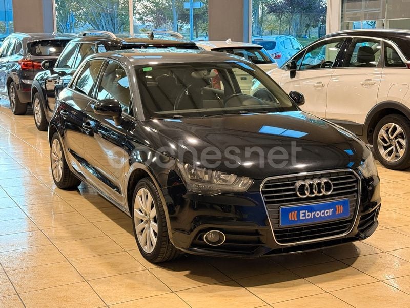 Negro Usado 2014 Audi A1 Sportback Attraction Utilitario | 10.500 € (Precio justo) - Imagen 1/4