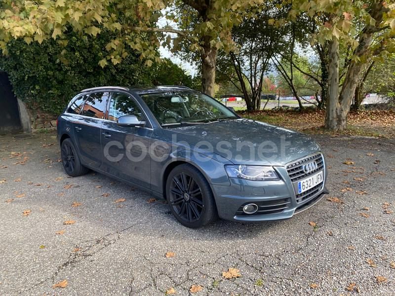Usado Audi A4 190 CV (139 kW) 2010 Gris / plata Familiar