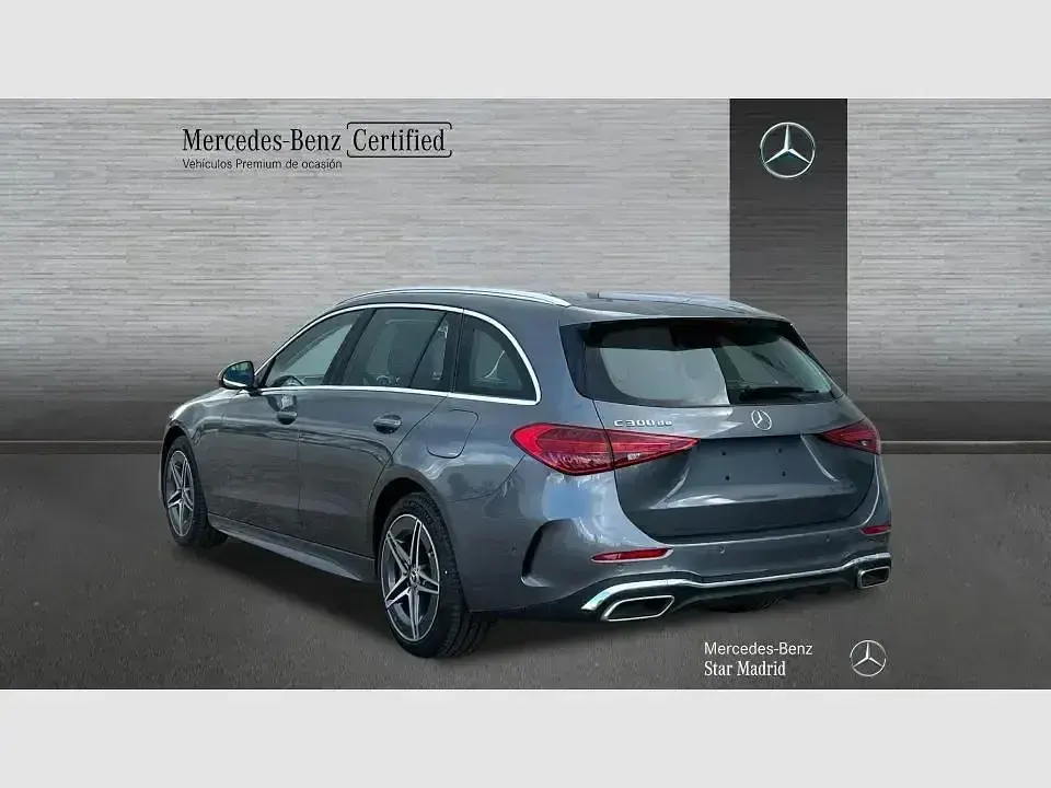 Usado Mercedes C300e 313 CV (230 kW) 2024 Gris Familiar