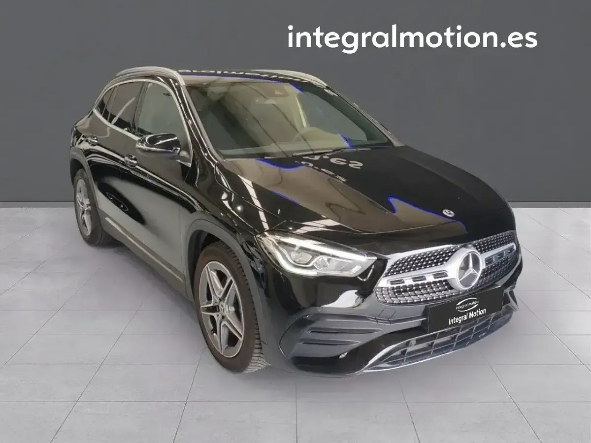 Usado Mercedes GLA200 149 CV (109 kW) 2023 Negro SUV