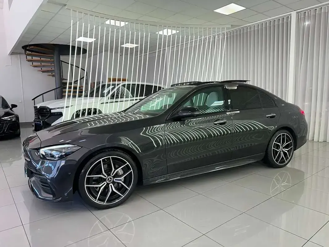 Usado Mercedes C220 196 CV (144 kW) 2025 Gris Berlina