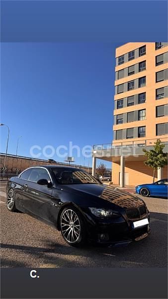 Usado BMW 320 Cabriolet 177 CV (130 kW) 2010 Negro Descapotable