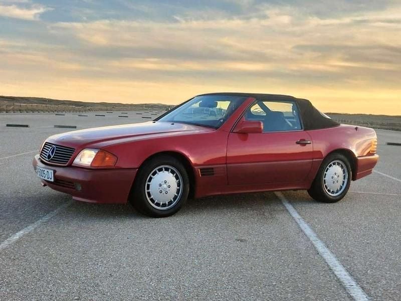 Usado Mercedes SL300 230 CV (169 kW) 1990 Rojo Coupe