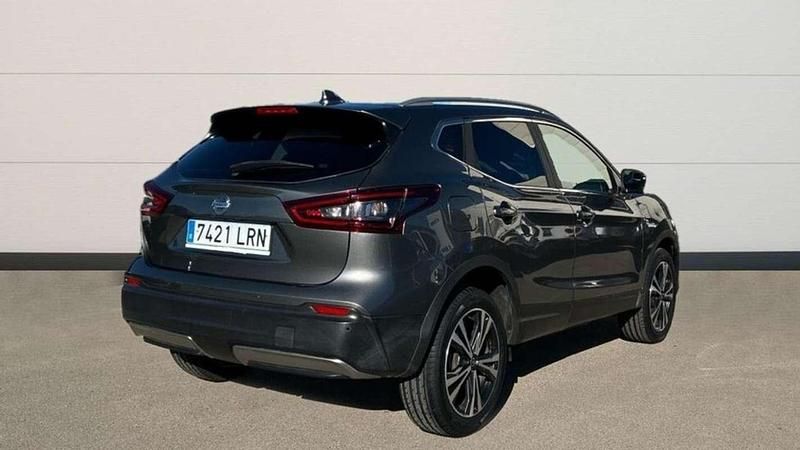Usado Nissan Qashqai N-Connecta 159 CV (116 kW) 2021 Gris SUV