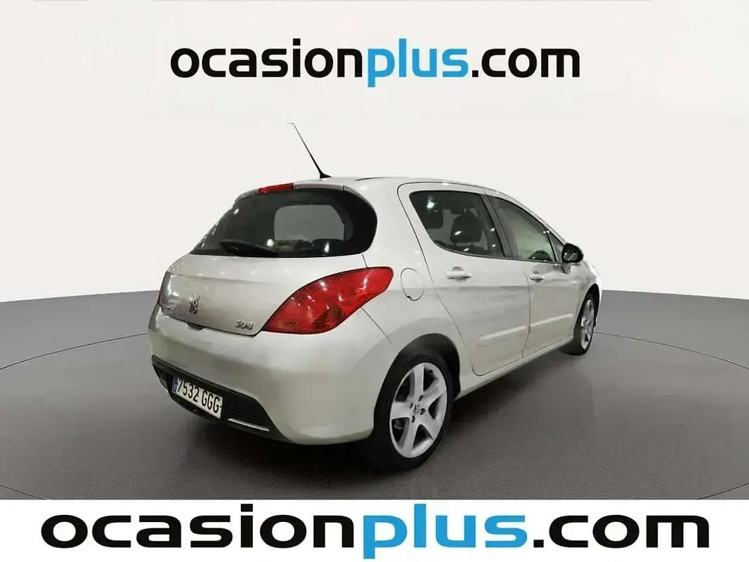 Usado Peugeot 308 Premium 136 CV (100 kW) 2008 Gris Utilitario