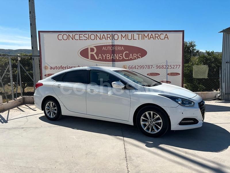 Blanco Usado 2015 Hyundai i40 Familiar | 10.500 € (Precio justo) - Imagen 1/4