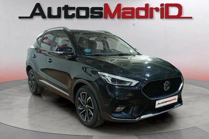Usado MG ZS Luxury 111 CV (81 kW) 2022 Negro Berlina