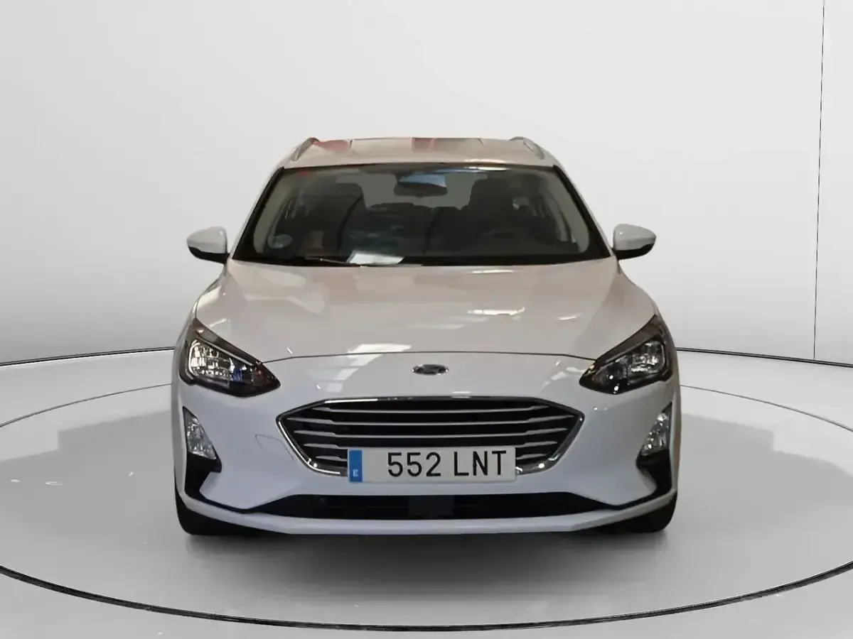 Usado Ford Focus Trend+ 120 CV (88 kW) 2021 Blanco Berlina