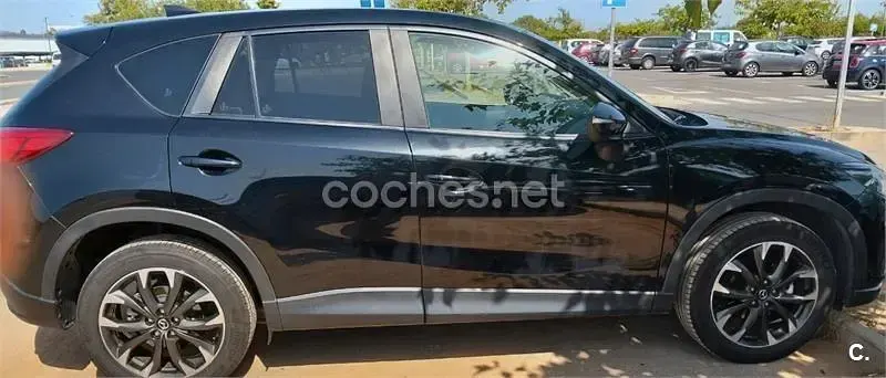 Usado Mazda CX-5 Edition 165 CV (121 kW) 2016 Negro SUV