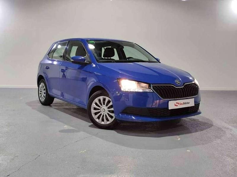 Azul Usado 2019 Skoda Fabia Ambition Utilitario | 9900 € (Precio justo) - Imagen 1/4