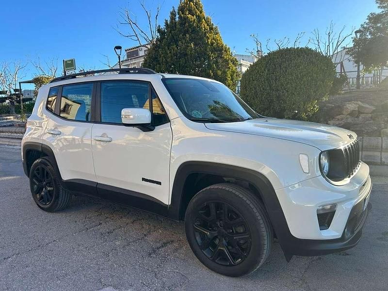 Usado Jeep Renegade Night Eagle 140 CV (102 kW) 2020 Blanco SUV