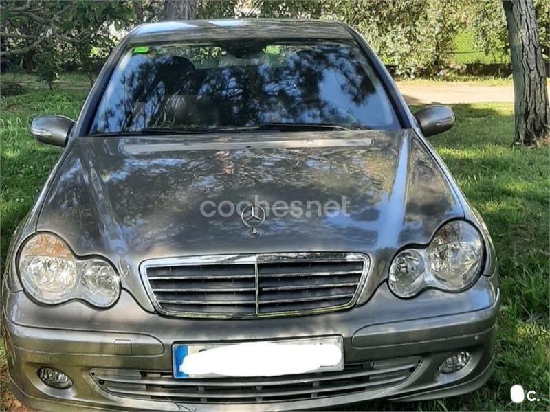 Gris / plata Usado 2005 Mercedes C220 Classic Berlina | 4950 € (Precio justo) - Imagen 1/3