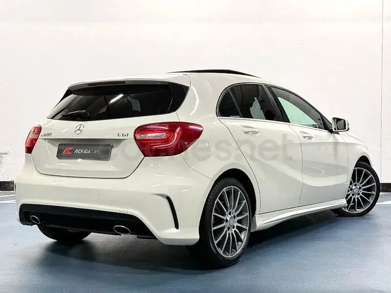 Usado Mercedes A200 AMG line 136 CV (100 kW) 2015 Blanco Utilitario