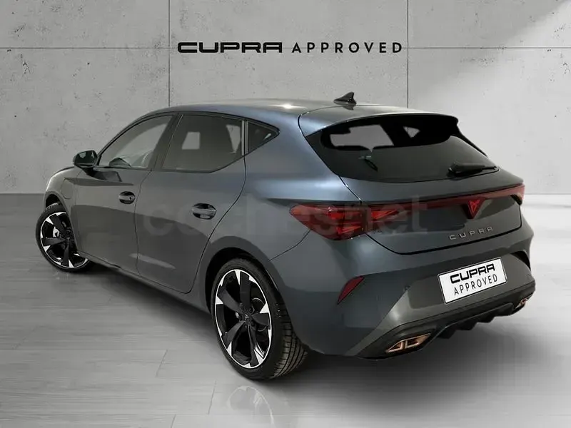 Nuevo Cupra Leon 204 CV (150 kW) 2025 Gris / plata Berlina