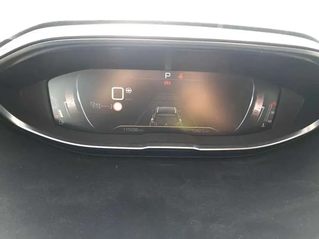 Usado Peugeot 3008 GT-line 131 CV (96 kW) 2023 Azul SUV