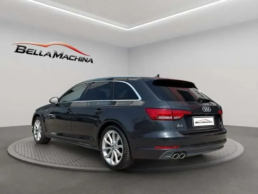 Usado Audi A4 Design 190 CV (139 kW) 2017 Negro Familiar