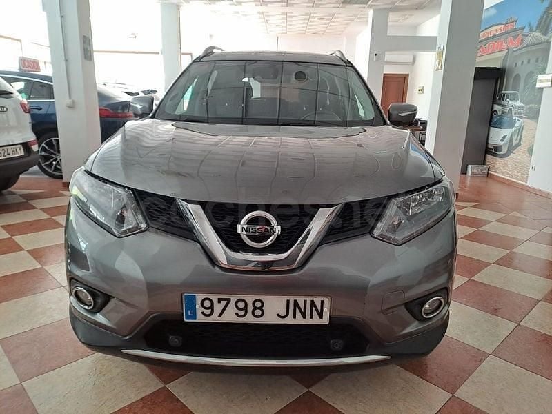 Usado Nissan X-Trail N-Connecta 130 CV (95 kW) 2016 Gris / plata SUV
